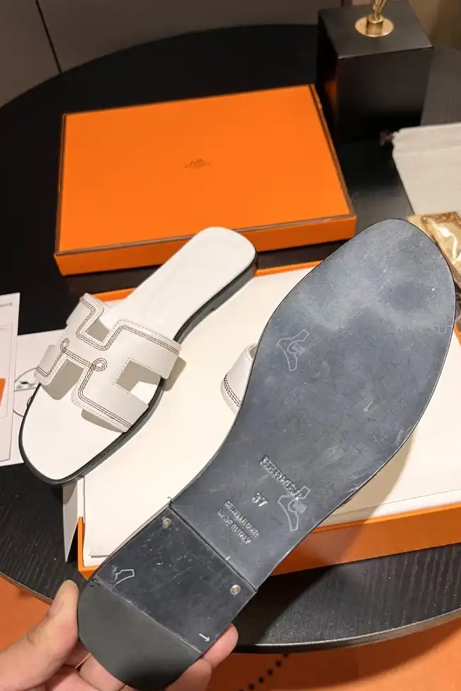 hype Hermes Slippers