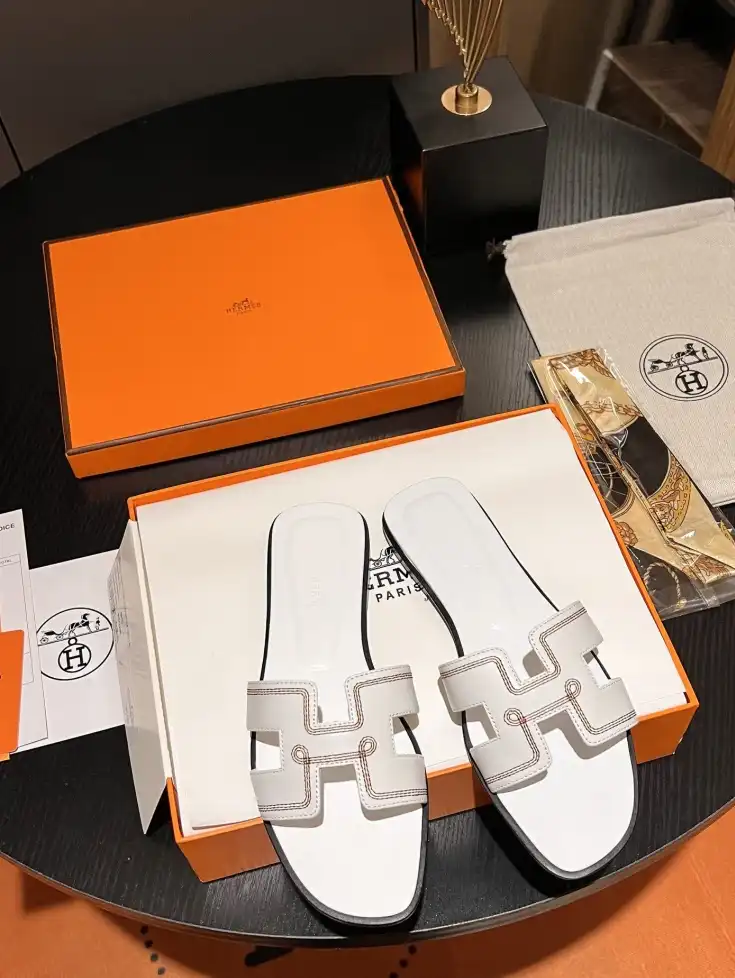 hype Hermes Slippers