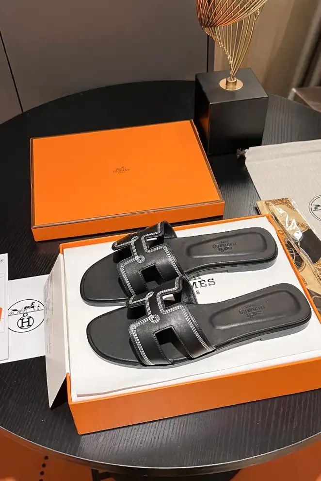 hype Hermes Slippers