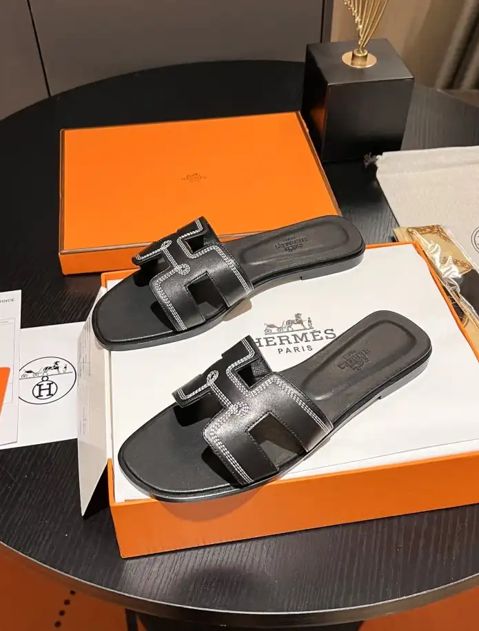 hype Hermes Slippers