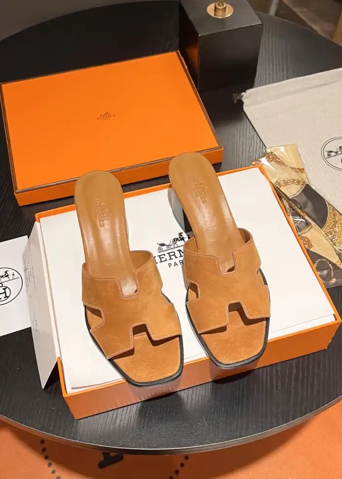 hype Hermes Slippers