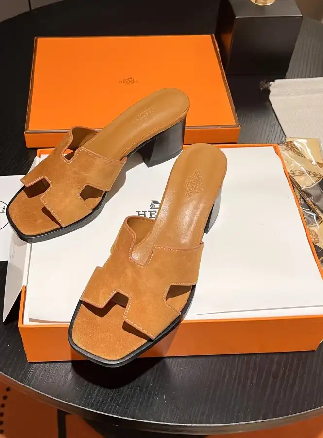 hype Hermes Slippers