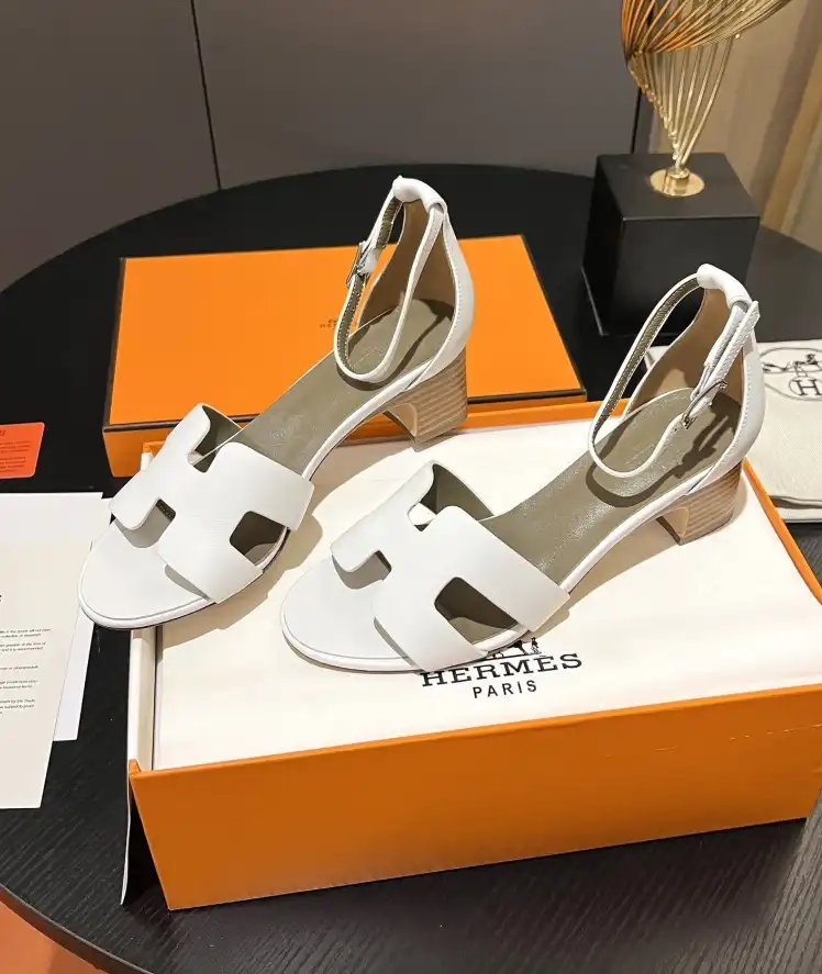 hype Hermes Sandals