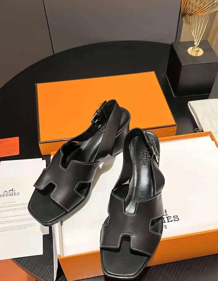 hype Hermes Sandals