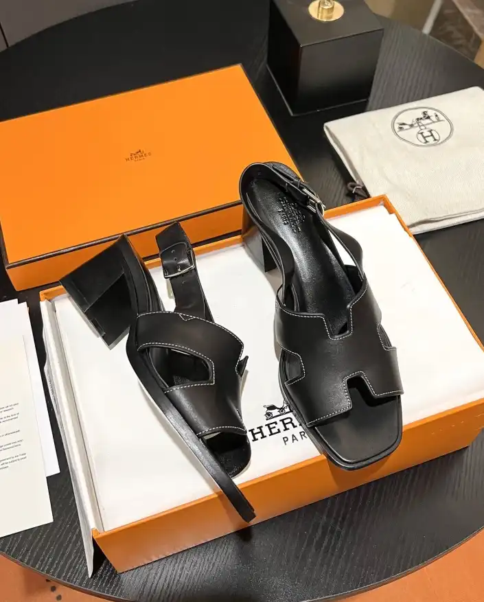 hype Hermes Sandals