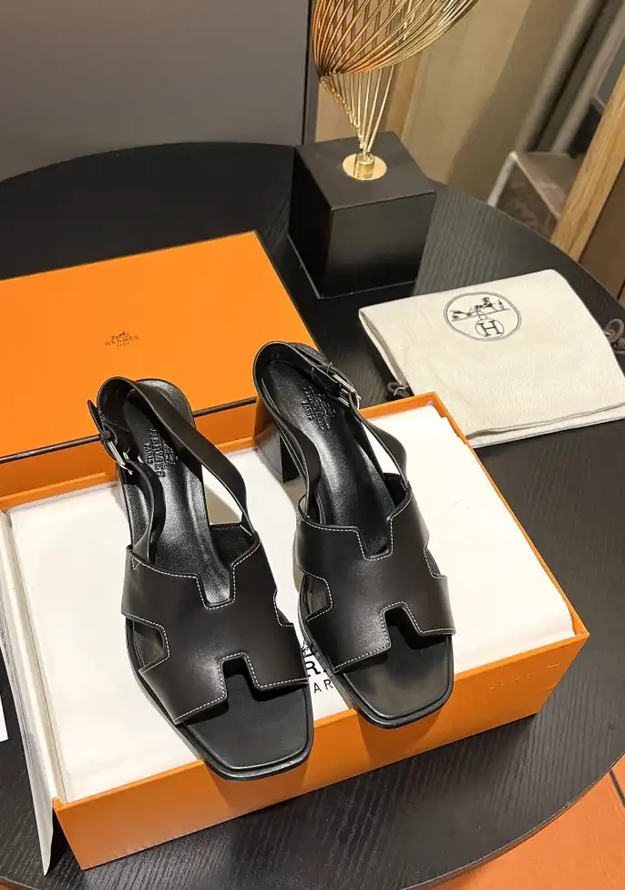 hype Hermes Sandals