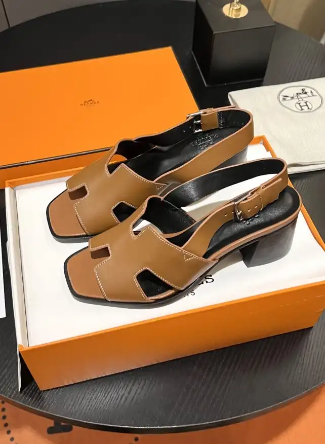 hype Hermes Sandals