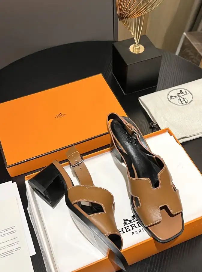 hype Hermes Sandals