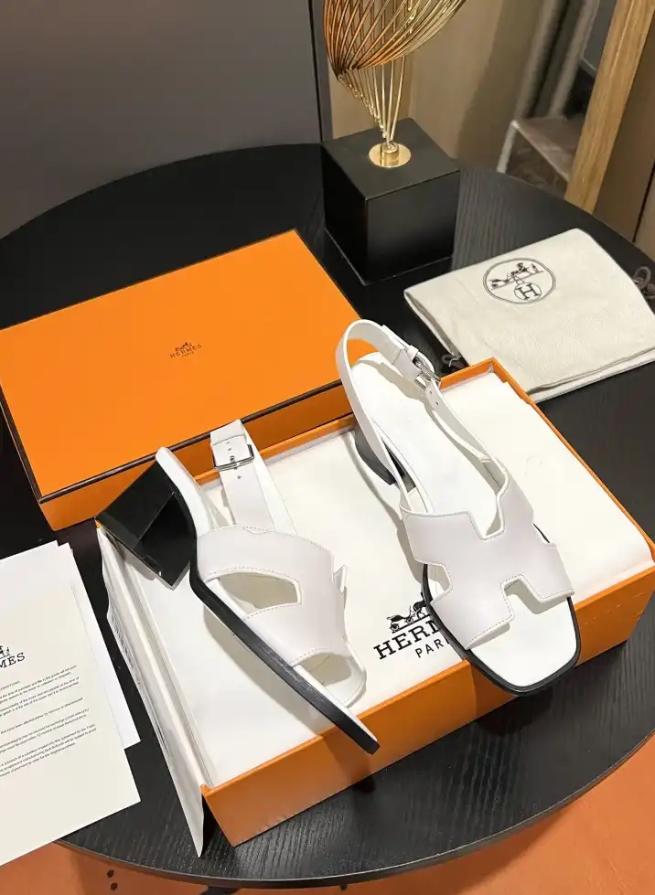 hype Hermes Sandals