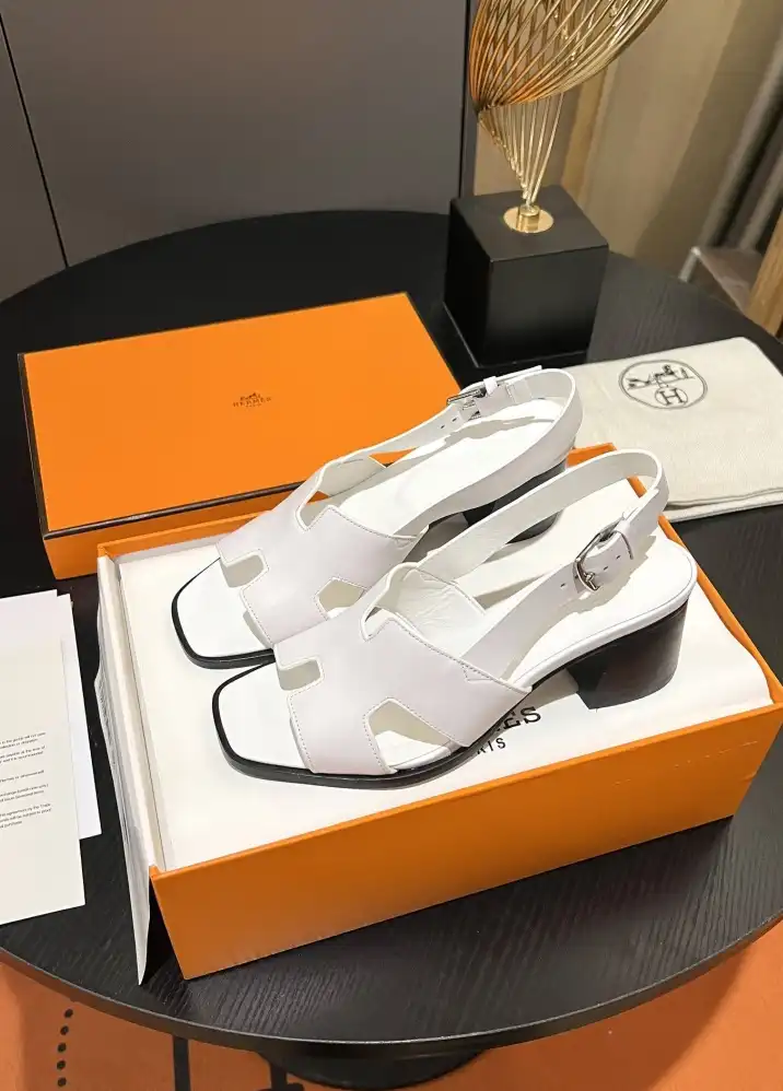 hype Hermes Sandals