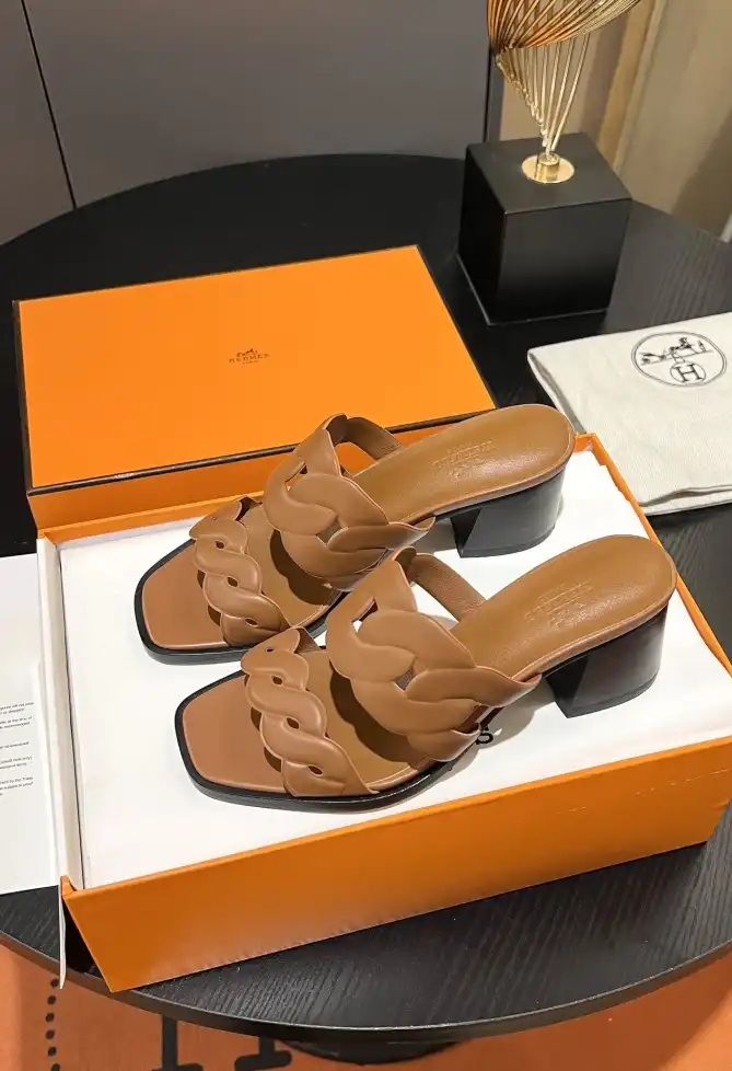 hype Hermes Slippers