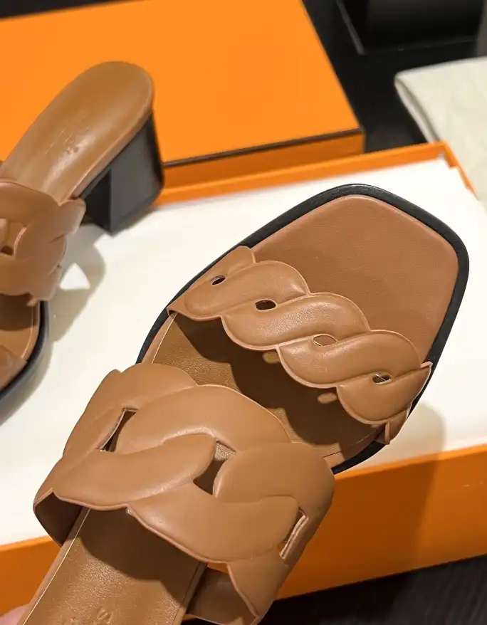 hype Hermes Slippers