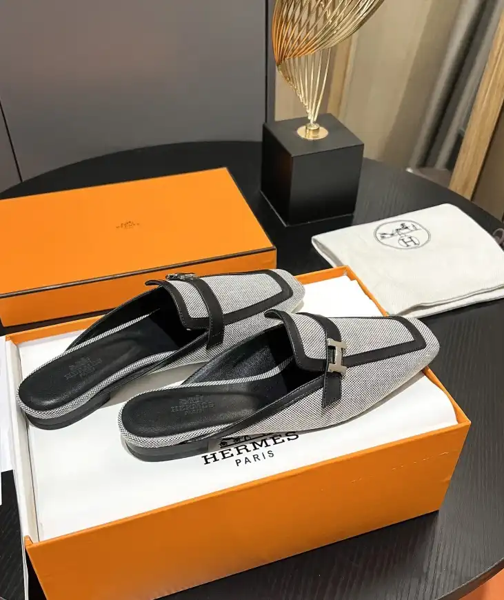 hype Hermes Slippers