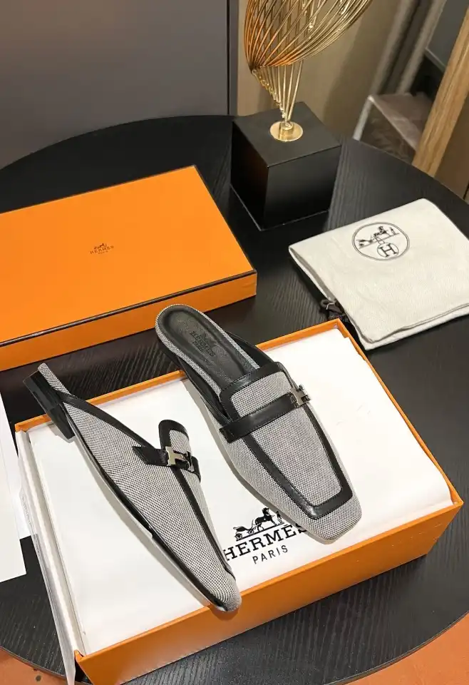 hype Hermes Slippers