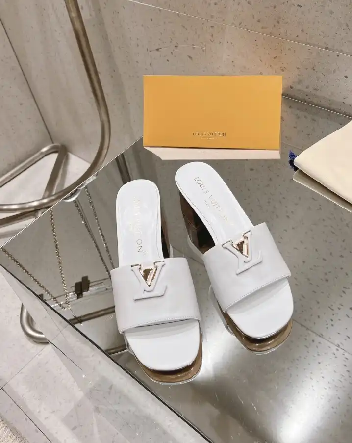 hype LV Slippers