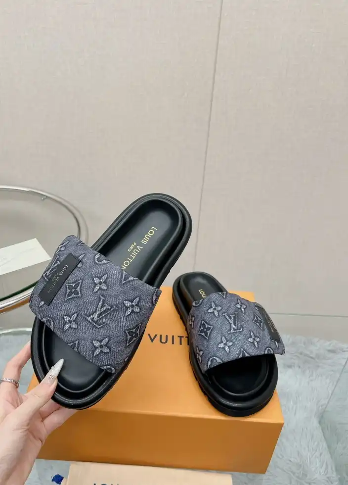 hype LV Slippers