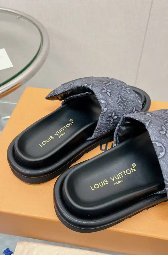 hype LV Slippers