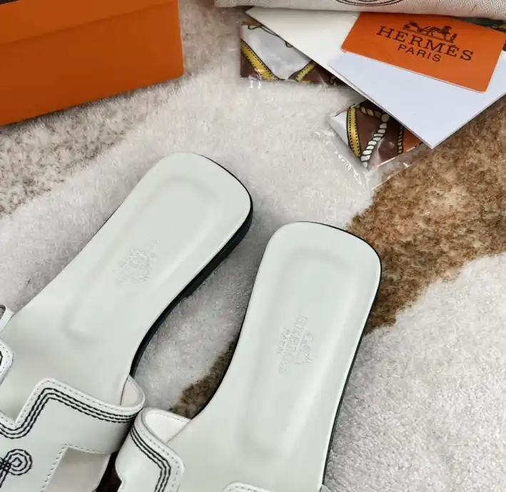 hype Hermes Slippers