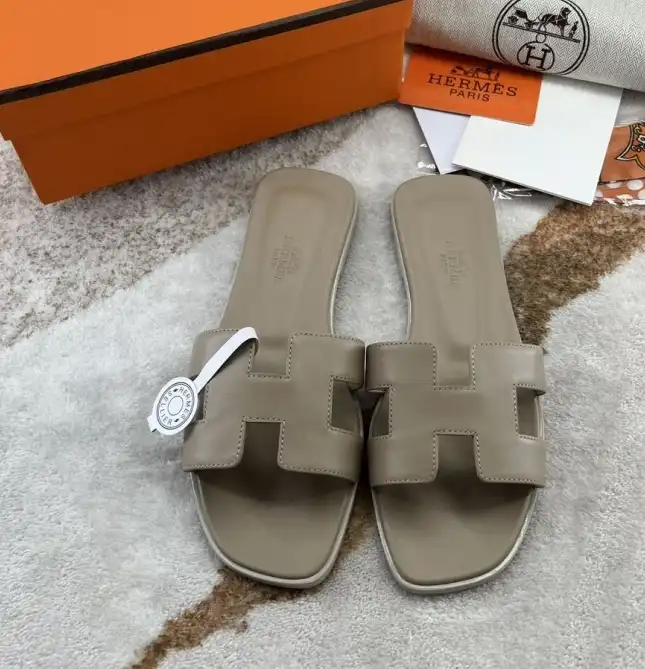 hype Hermes Slippers