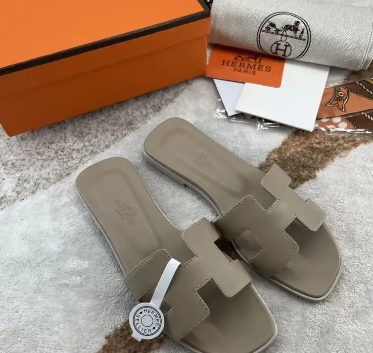 hype Hermes Slippers