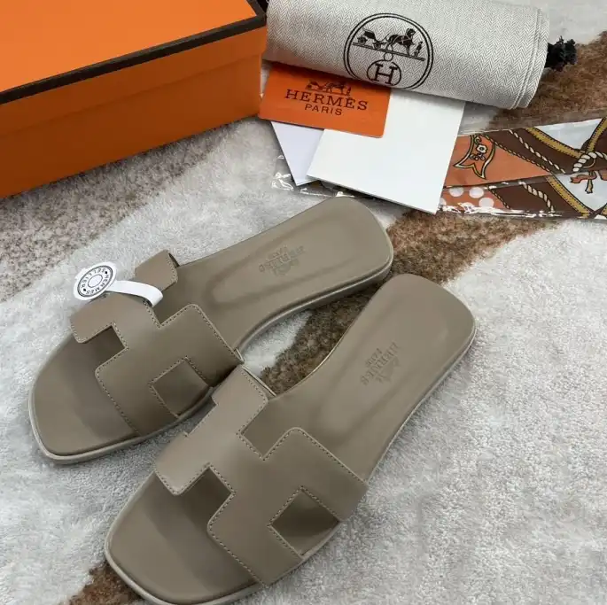 hype Hermes Slippers