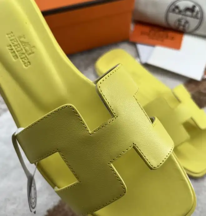 hype Hermes Slippers