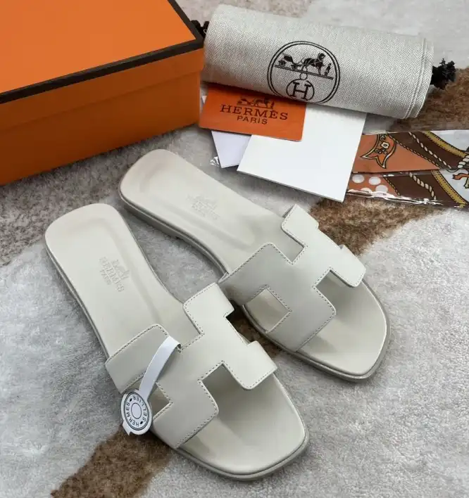 hype Hermes Slippers