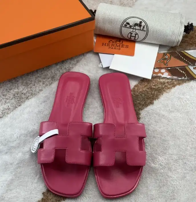 hype Hermes Slippers