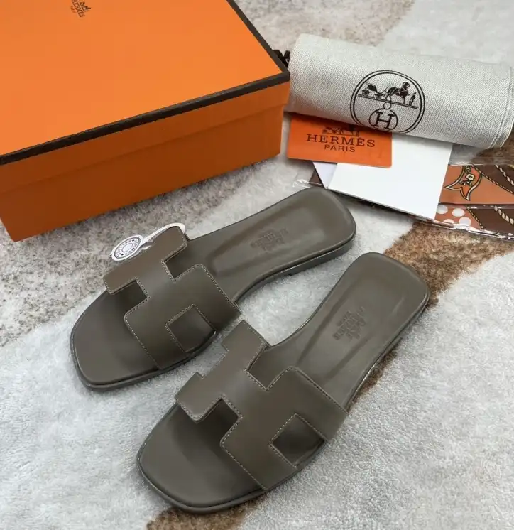 hype Hermes Slippers