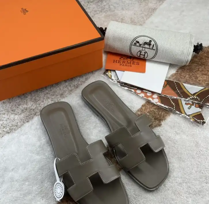 hype Hermes Slippers