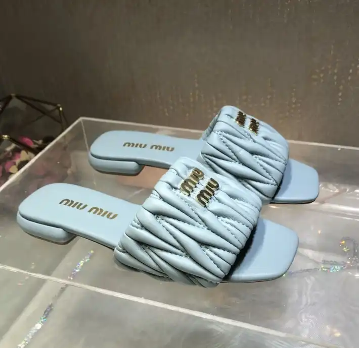 hype Miu Miu Slippers