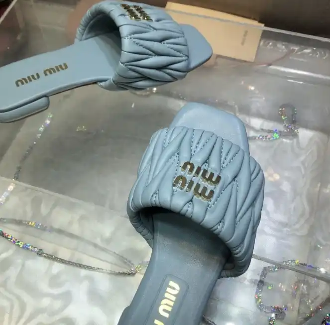 hype Miu Miu Slippers