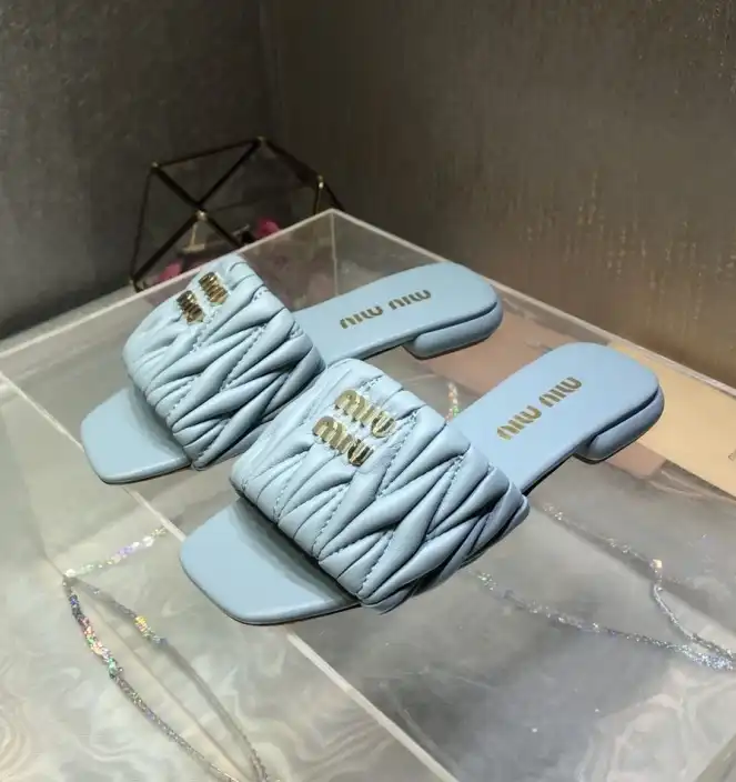 hype Miu Miu Slippers