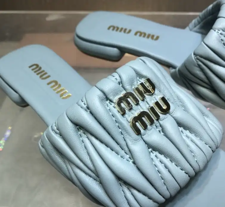 hype Miu Miu Slippers