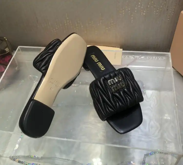 hype Miu Miu Slippers