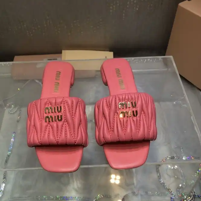 hype Miu Miu Slippers