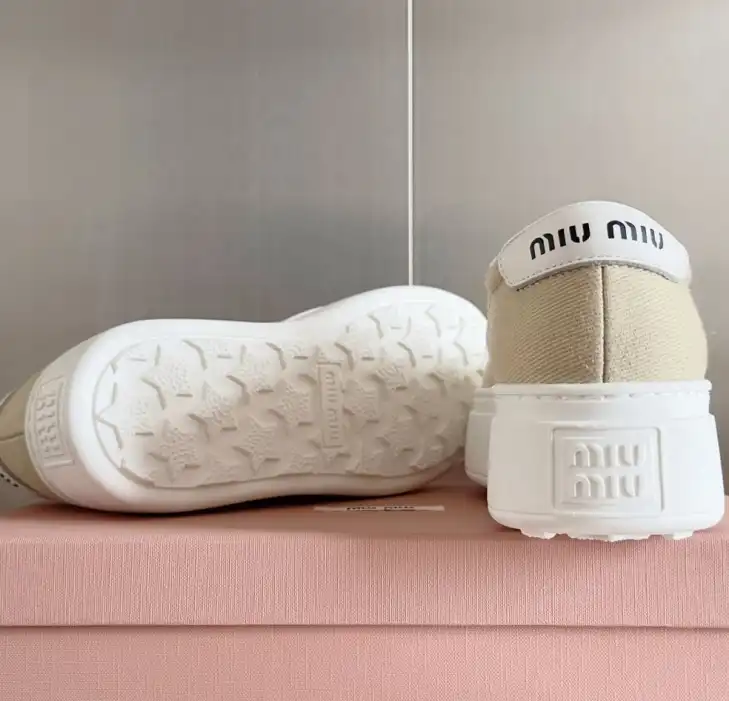 hype Miu Miu Casual Shoes