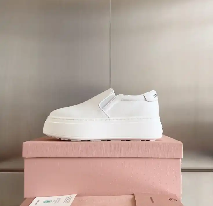 hype Miu Miu Casual Shoes