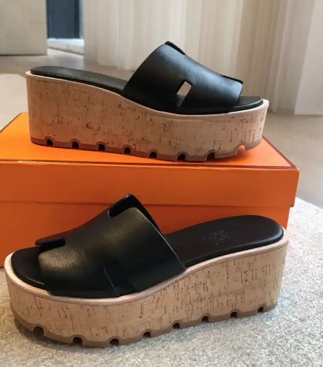 hype Hermes Slippers