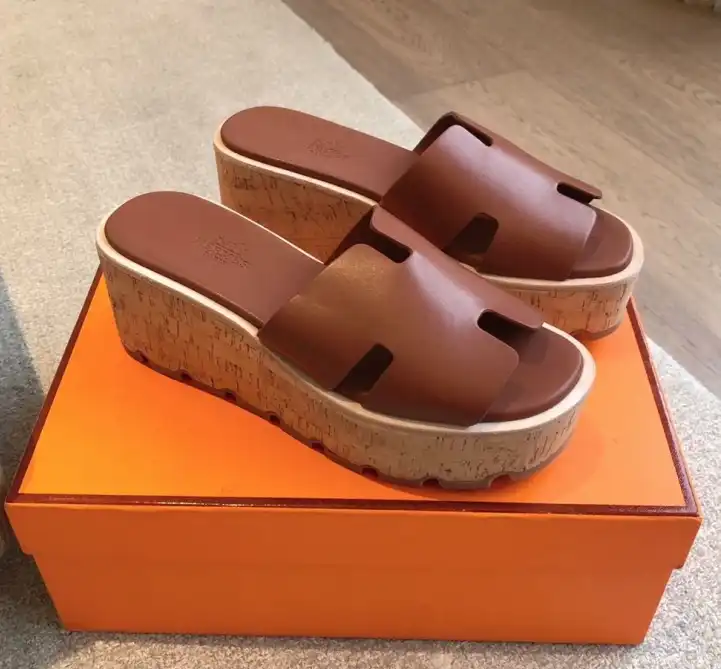 hype Hermes Slippers