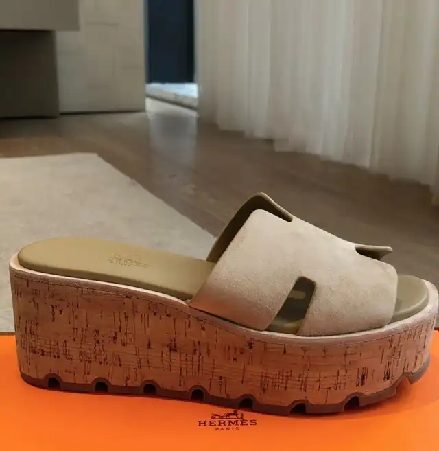 hype Hermes Slippers