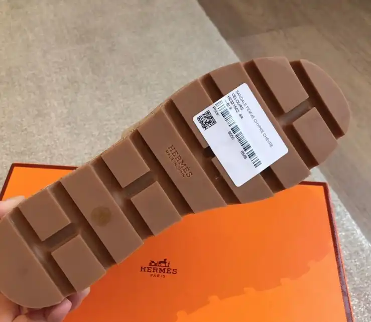 hype Hermes Slippers