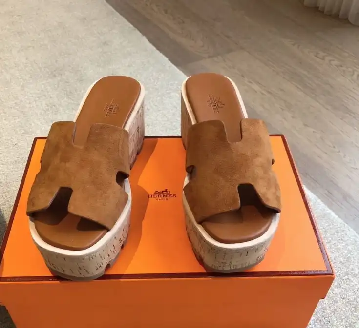 hype Hermes Slippers