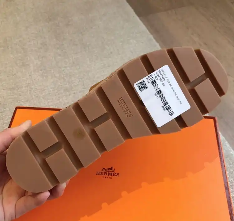 hype Hermes Slippers