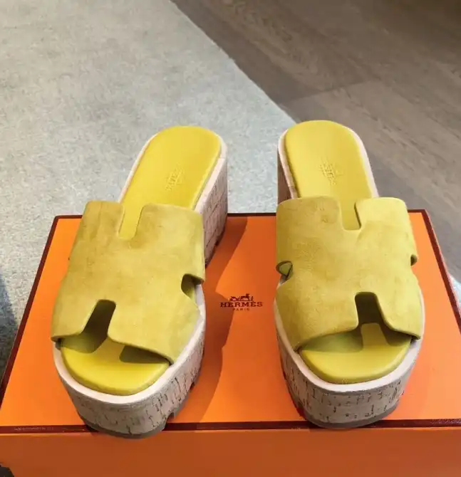 hype Hermes Slippers