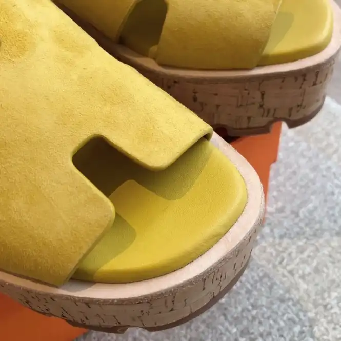 hype Hermes Slippers