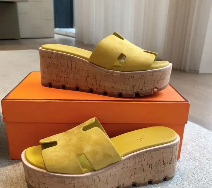 hype Hermes Slippers