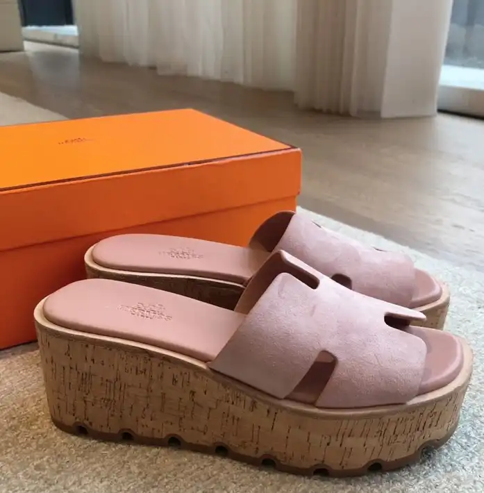 hype Hermes Slippers