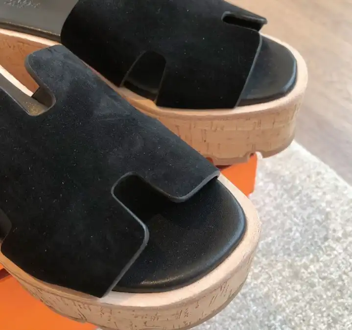 hype Hermes Slippers