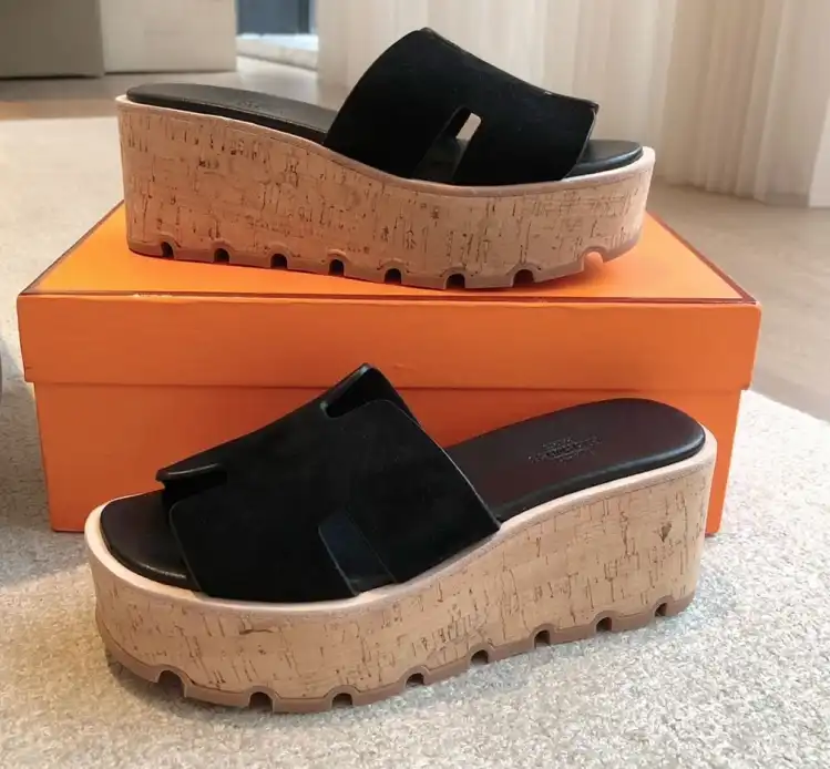 hype Hermes Slippers